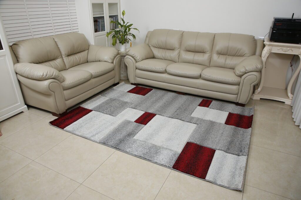 שטיח אומגה דגם קוביות אדום