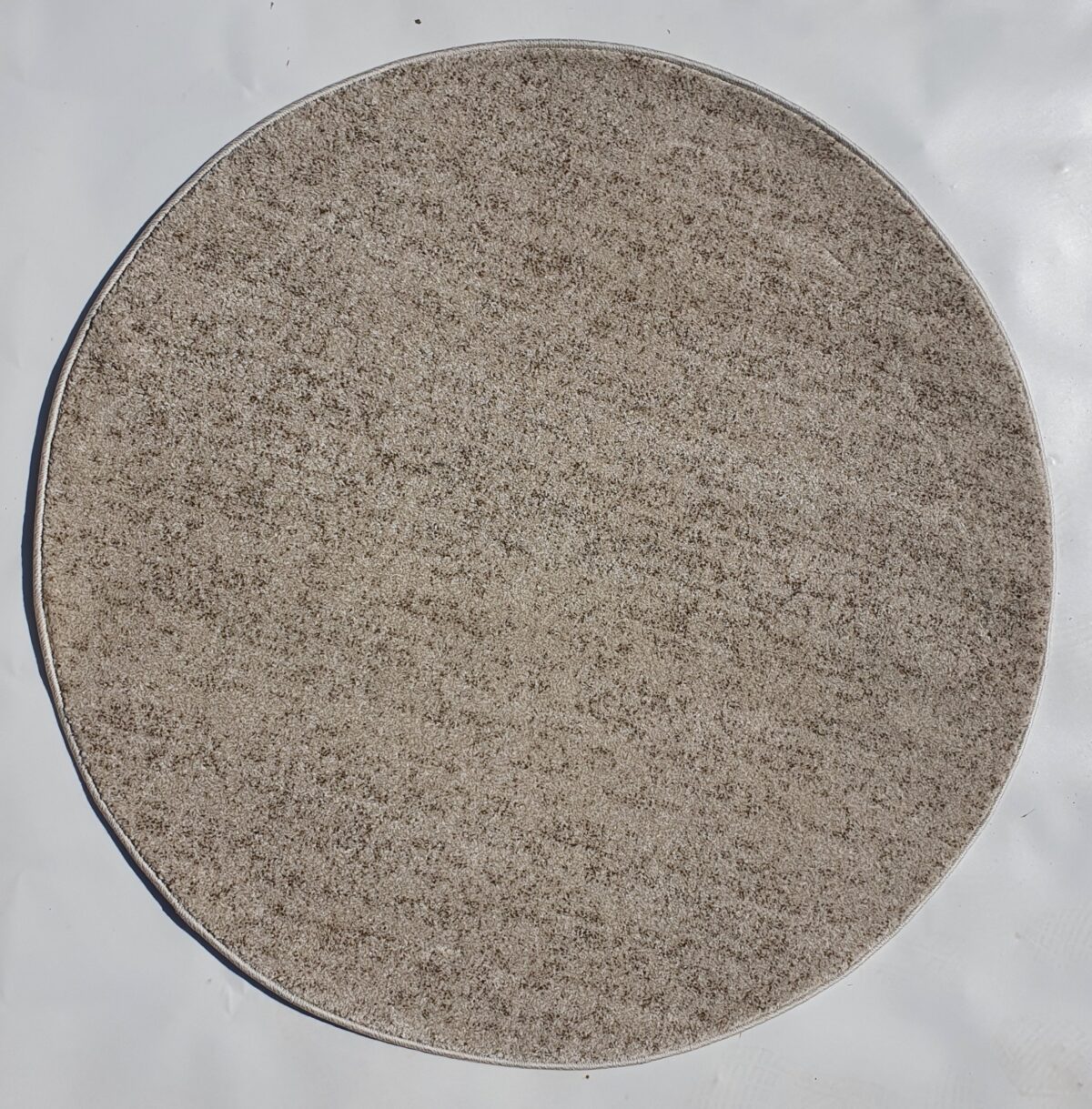 שטיח עגול צבע כרם (3)